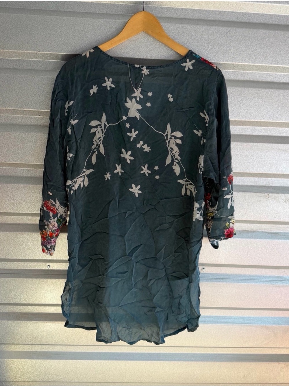 Johnny Was watercolor floral tunic simi sheer - Picture 6 of 7
